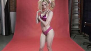 Amouranth - cosplay lollipop chainsaw