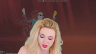 Amouranth - hangouts dancing and hanging