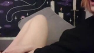 Roomtoavoid Pussy Rub