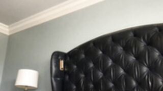 Caroline Zalog pussy glimpse