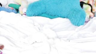 dawnwillow playing with strapon