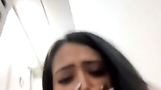 Sara_fun masterbating on airplane