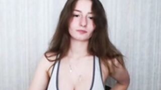 Mallinkaa public underboobs