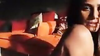 Sexy Poonam Pandey Doing all halkat harkatein