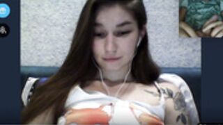 Coomeet ilona aime la bite sur Coomeet