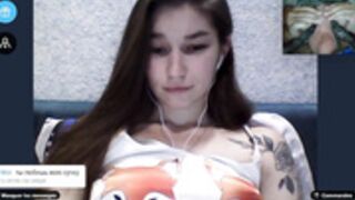 Coomeet ilona aime la bite sur Coomeet