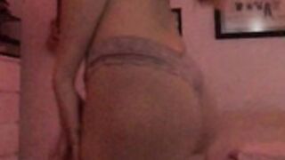 lotus-eyes disco dancing