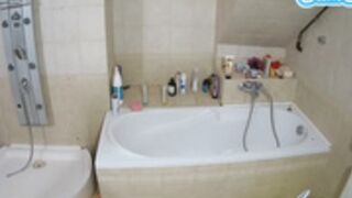 2022-05-03 voyeurcam-julmodels-bath-2nd-1