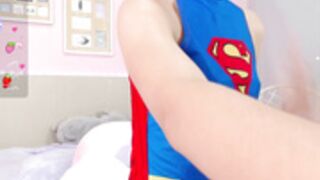 Little_Effy18 Supergirl Twerk Cold Weather Pokies