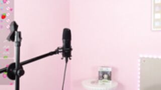 Little_Effy18 Air Stewardess Singing