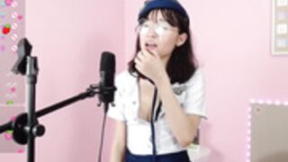Little_Effy18 Air Stewardess Singing