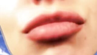 Giantess Deeane- Giantess Genie