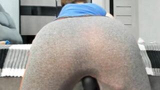 sexkisa777 squirt in pants 2021-12-22 12-35