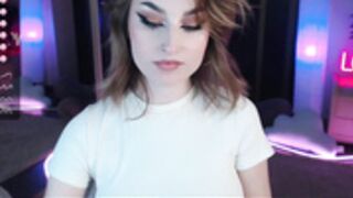 Sexy Girl shows her boobs