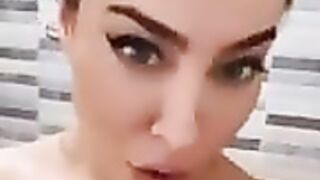 Paola Saulino nuda vasca  2022
