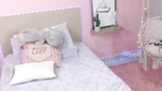 Little_Effy18 Demi Bra Blowjob