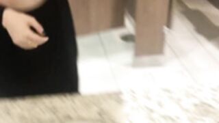 Lotus-eyes public tity drop