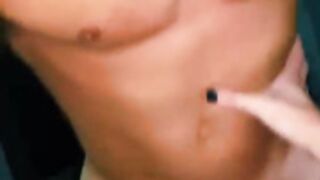 Alexpok14 cums on GF chest (Rare PPV)