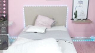 Little_Effy18 Spanish Songs Crying