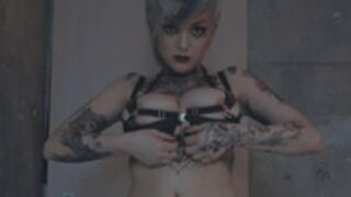 Te$$@ punk style