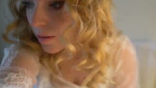 crimsonxrapture-2021-06-01-1805-oops-i-did-it-again-bec