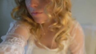 crimsonxrapture-2021-06-01-1805-oops-i-did-it-again-bec