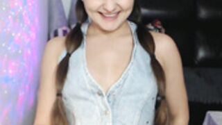 Ketery showcases her sensual curves