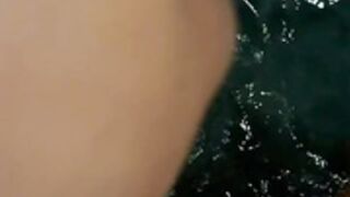 itskhloeexoxo livvalittle  pool threesome
