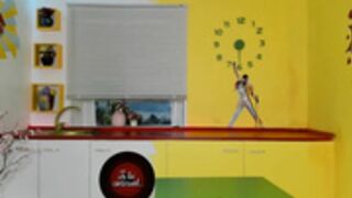 Alison_carters towel tease and drop