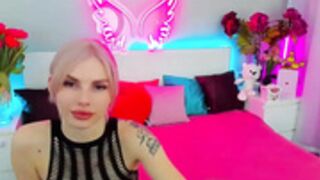 Валерия Зинченко русская блядь с Одессы любит Путина