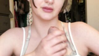 Girlfriend gives oiled tittyfuck and doesn't stop