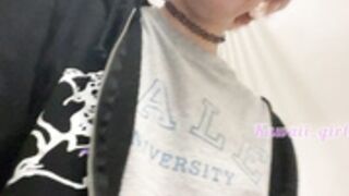 Kawaii_Girl-Little braless fun