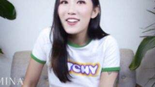 DE - Gamer Girlfriend Makes You Pay For Hentai Titties
