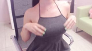 Alisa_bb - 05-10-20-finger