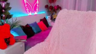 Валерия Токарская раздвигает ноги для Путина шкура сука