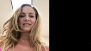 MessyNastyNaty upskirt view (no sound)