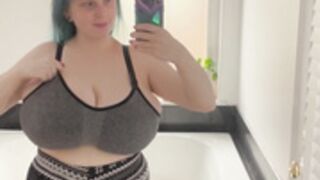 cassie0pia - OF - nursing bra flash