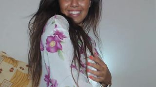 Kitty_jolie cam recording 2015 August 10-19.12