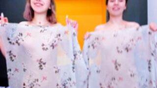 Shiny_Bell daring public show 2