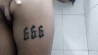 Megan_world TAKING A SHOWER IN THE GYM