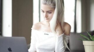 Eva Elfie - I Got Creampied During A Zoom Class
