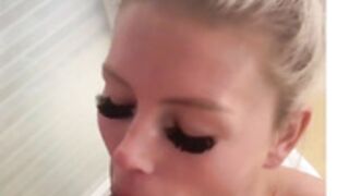 ScarlettKissesXO - Doggy Fuck
