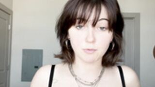 soph8983 / Sophie43 JOI VIDEO