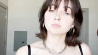 soph8983 / Sophie43 JOI VIDEO