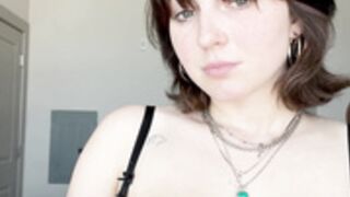 soph8983 / Sophie43 JOI VIDEO