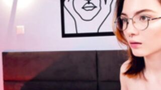 Alice&Sandy 210831 0900 AliceCloseUpPussyPlay