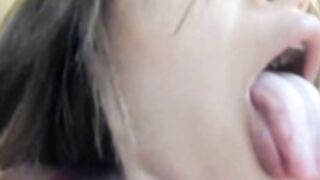 Sara_fun fuckmachine fuck and cum n squirt