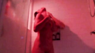 Marie/Marie_x 23-03-10 shower