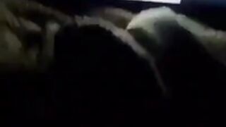 Japonesa gimiendo rico