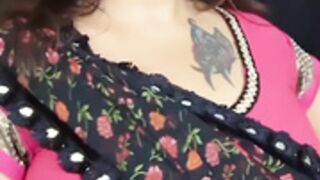 chubby marathi aunty huge boobs and big deep navel in p